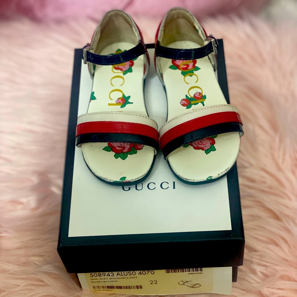 Gucci shoes size 22